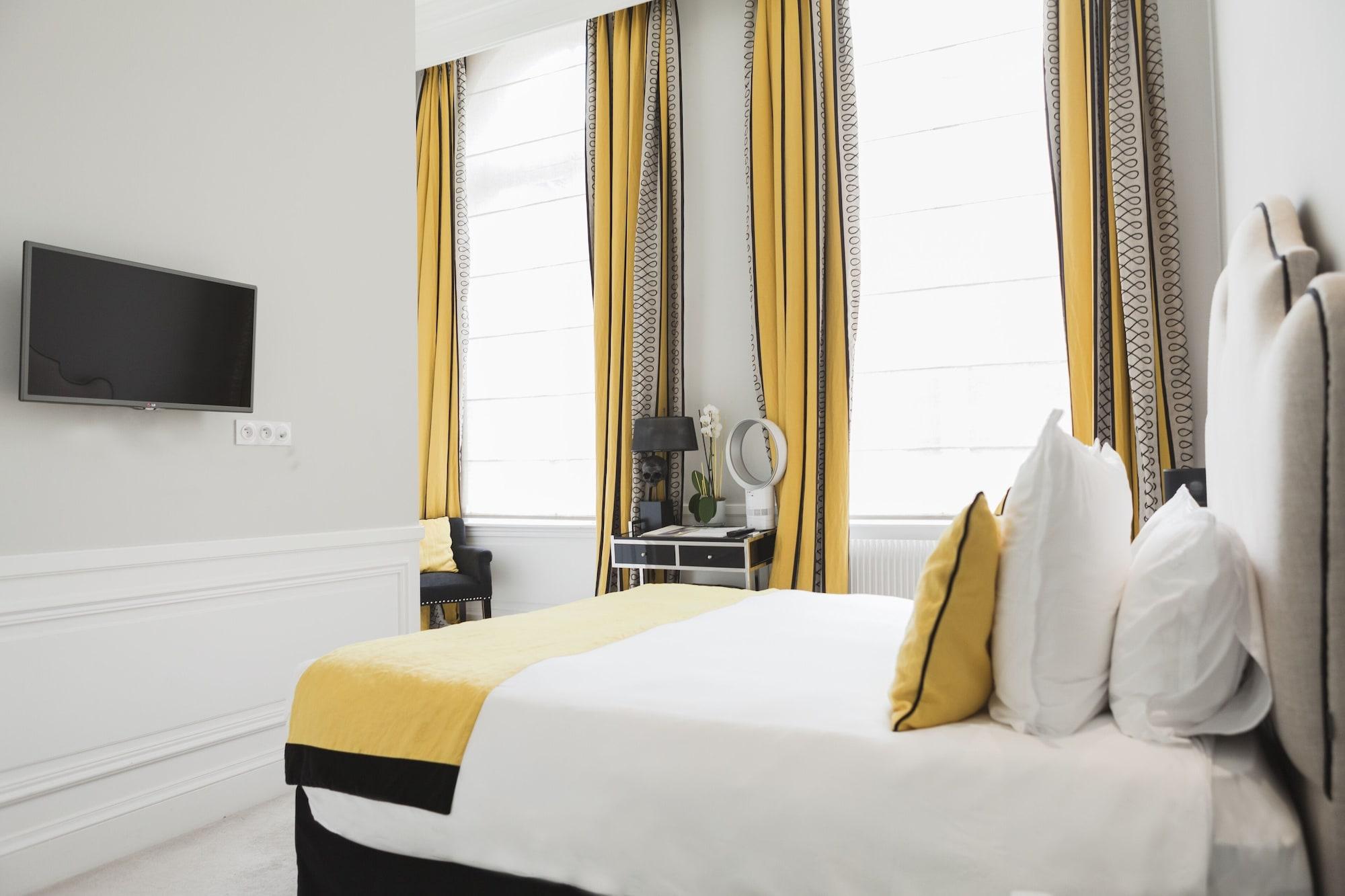 Clarance Hotel ليل المظهر الخارجي الصورة