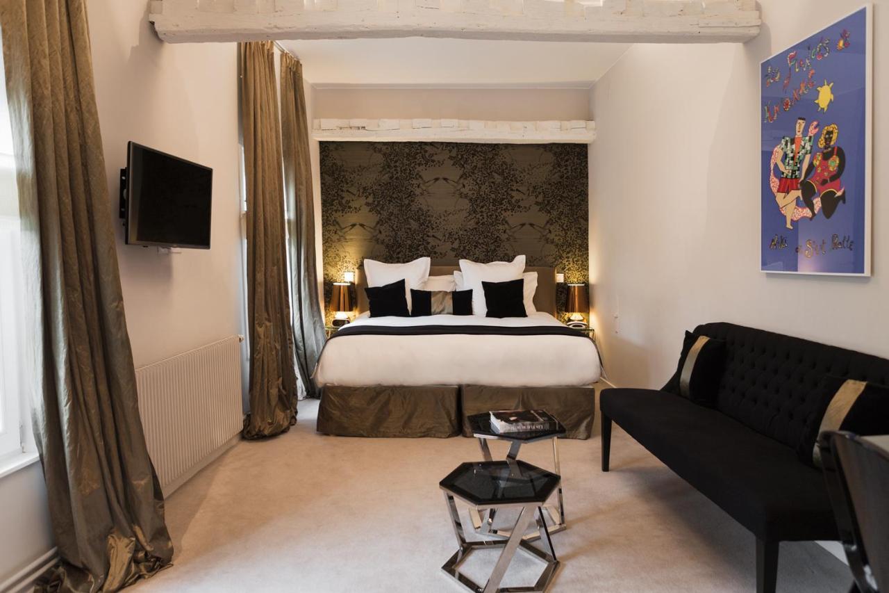 Clarance Hotel ليل المظهر الخارجي الصورة