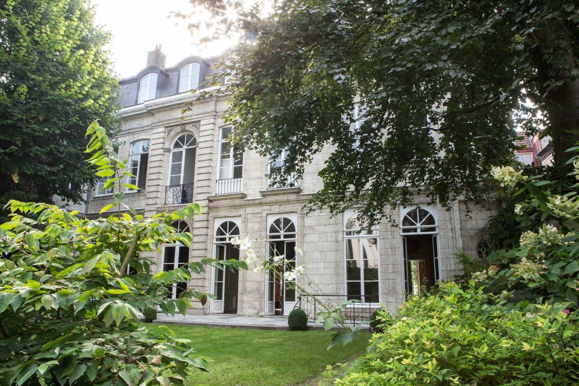 Clarance Hotel ليل المظهر الخارجي الصورة